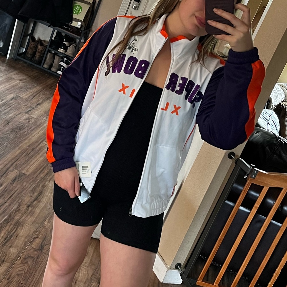 Superbowl zip up